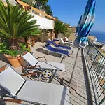 Casa Monticello Daire Positano