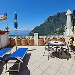 Casa Monticello Daire Positano